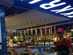 -布罗城堡自助烧烤(鸿通城购物中心店)