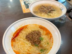 -正一涵老味道名小吃(广汉总店)