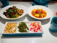 -荷塘秋月·本帮江浙菜(国权路店)