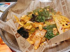 -红渡小香·牛肉麻辣香锅(车站南路店)