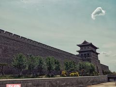 -城墙带状公园-大同古城墙广场停车场