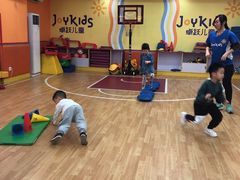 -卓跃儿童运动馆·体能·跳绳·篮球(滨江东中心店)