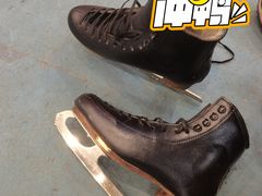 -全明星滑冰俱乐部(万象城店)