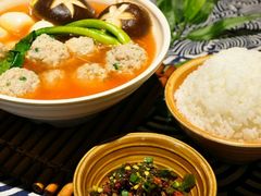 -亮欢寨酸汤鱼(沙冲路店)