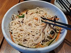 -云海肴·汽锅鸡·云南菜(天山百盛优客店)