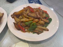 地三鲜-黄家饺子东北特色菜馆(湖滨商业街店)