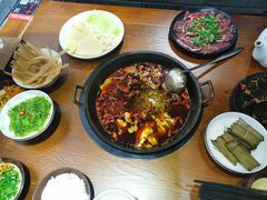 微辣锅底-受气牛肉·重庆耙牛肉(来福士店)