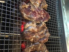 猪五花-马路牙子烧烤音乐酒馆(望京店)