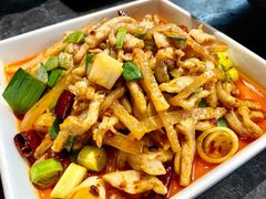酸萝卜炒背筋-泉味道贵州厨房(三里河店)