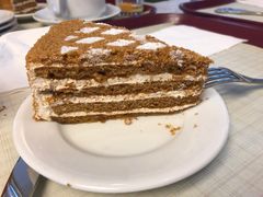 蜂蜜蛋糕-Stolovaya 57