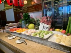 自助取餐区-大中华希尔顿酒店-念自助餐·嗨啤·小龙虾
