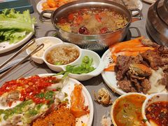 -黑金·寻焰自助百汇·烤肉·火锅(中街店)