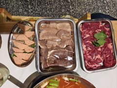 -王奋斗贵州酸汤牛肉火锅