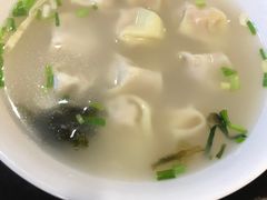 虾肉小馄饨-王家沙点心店(南京西路总店)