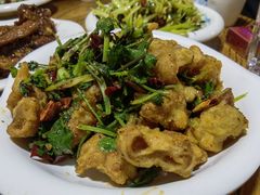 香辣肥肠-红实家常菜(静安里店)