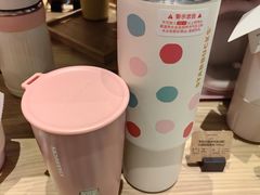 -星巴克臻选(莘庄仲盛店)