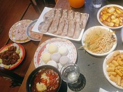 -沸炉重庆老火锅(军事博物馆店)