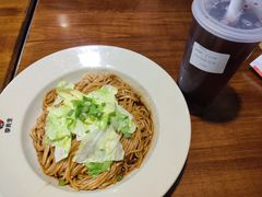 -李先生牛肉面大王(济南火车站候车室店)