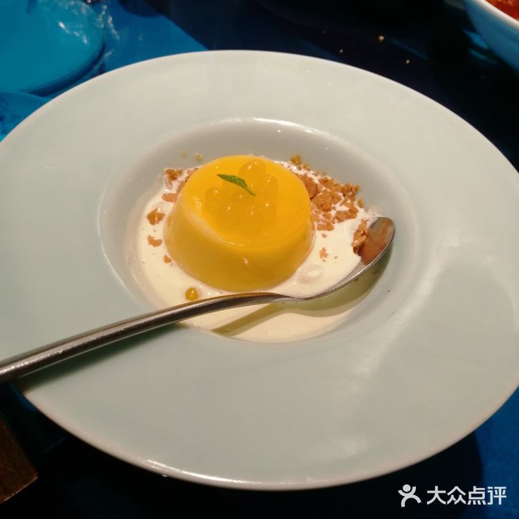 牛奶爆珠布丁好吃，米饭很香，不过点的水煮肉片