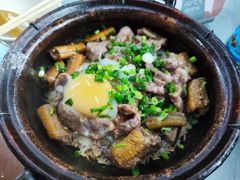 -容里煲仔饭(利丰北路店)