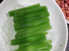 空运青笋-皇城老妈·大连海鲜火锅(港湾店)