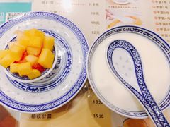 -广信牛奶甜品世家(台东店)