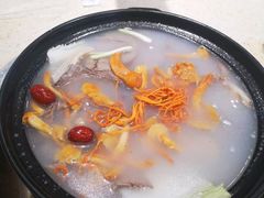 -九寨特色牦牛肉汤锅 羊肉汤锅