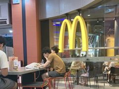 -麦当劳(中二横路店)