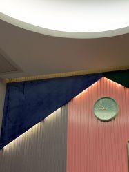 -PE SALON 
