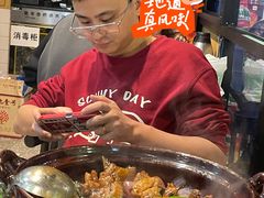 -胡须佬鸡煲四季火锅(海雅缤纷城店)