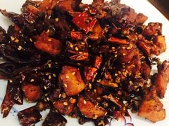 生炒辣子鸡-以前的小酒馆(中山广场店)