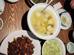 -佬湘楼·27年湘菜(天河都市广场店)