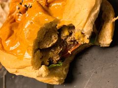 -HIGH FIVE哈福手工汉堡(桂林路店)