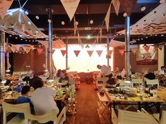 -叽叽扎扎烤肉场(生态城万达店)