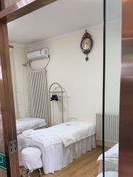 -苗方清颜专业祛痘连锁机构