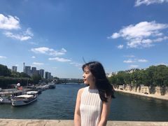 -埃菲尔铁塔