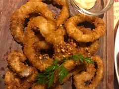 酥炸鱿鱼圈附大蒜蛋黄酱-卡朋厨房(289艺术园区店)