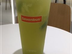 -Sevenbus一家奶茶店(昆明大悦城店)