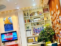 -牙易美口腔(圣堂店)