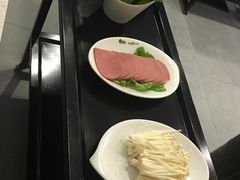 -张大师鸭爪爪特色干锅(南湖店)