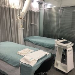 -YooMee优美智能科技美肤机构