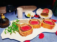 -弦月窗LUNETTE BY AMANDA(复兴路店)