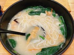 -刀小蛮半只鸡过桥米线(新奥购物中心店)