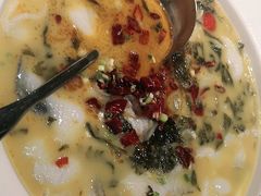 美味酸菜鱼-尚一汤 广东炖汤(金桥国际店)