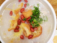 荔湾艇仔粥-赏点粤式点心(广州塔店)