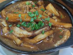 -黄记四更烤乳猪店