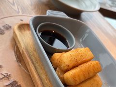 -蜜桃餐厅·伴山(湖滨商业街店)