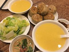 -清真吴记门钉肉饼·喜多利