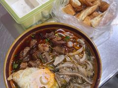 -花溪牛肉粉(八鸽岩店)