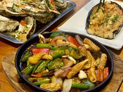 -湛江江记蚝莊烧烤工场(金海岸店)